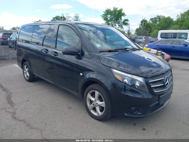 Salvage Mercedes-Benz Metris Image