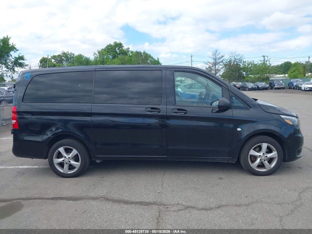 Mercedes-Benz Metris