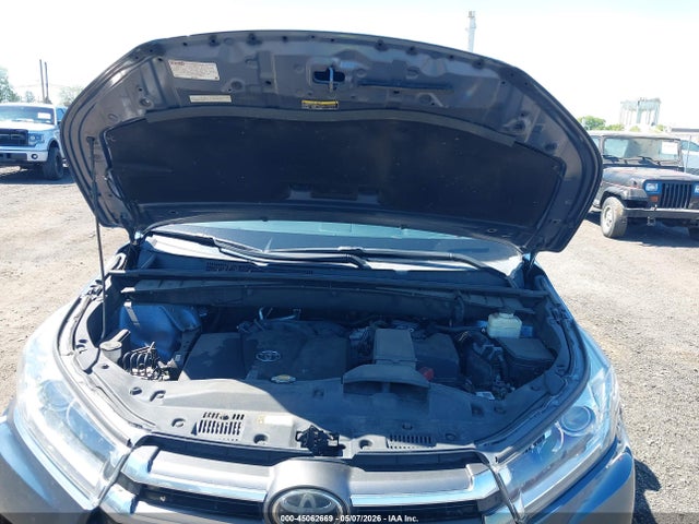 Toyota Highlander Limited Platinum