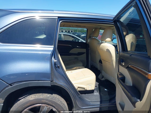 Toyota Highlander Limited Platinum