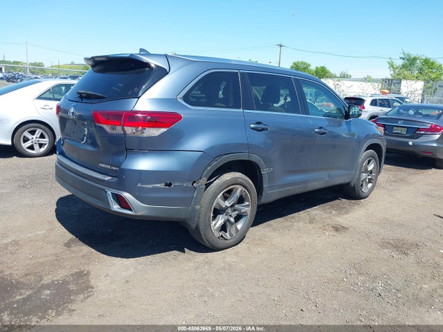 Toyota Highlander Limited Platinum