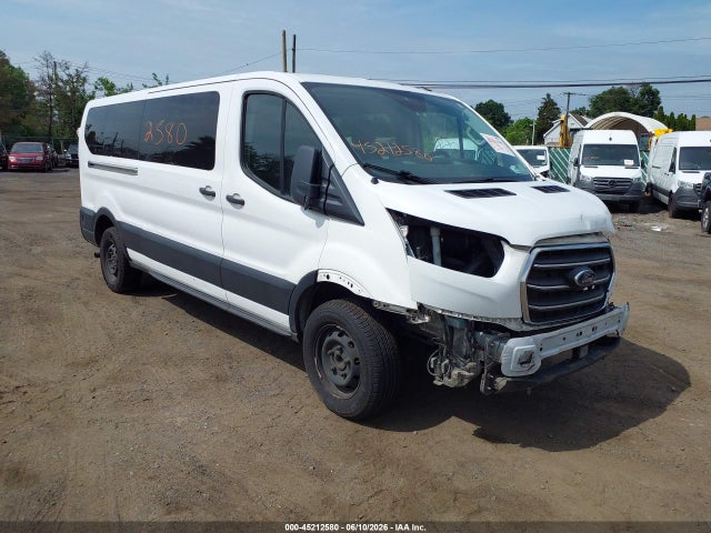 Salvage Ford Transit Image