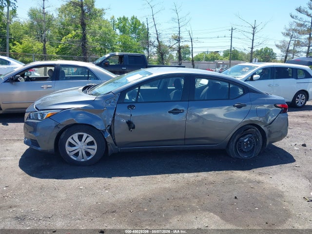 Nissan Versa S Xtronic Cvt