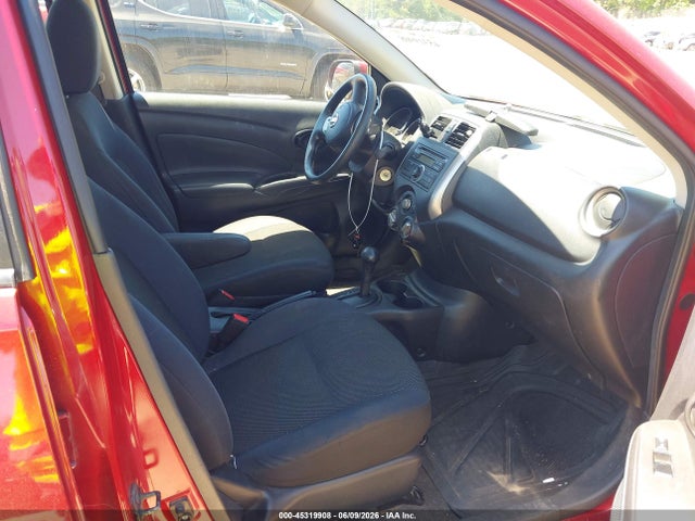 Nissan Versa 1.6 Sv