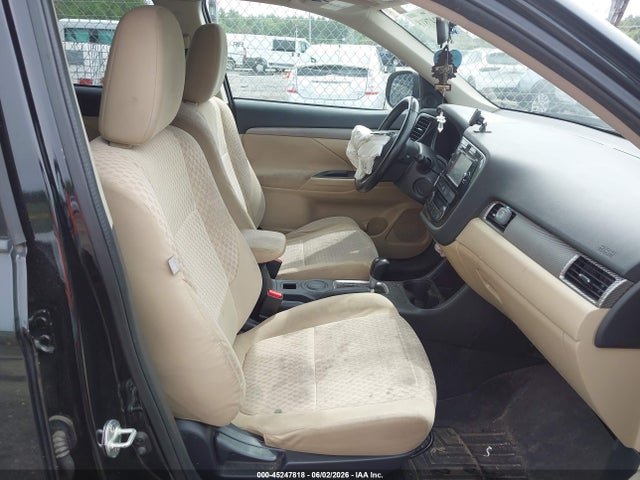 Mitsubishi Outlander Se
