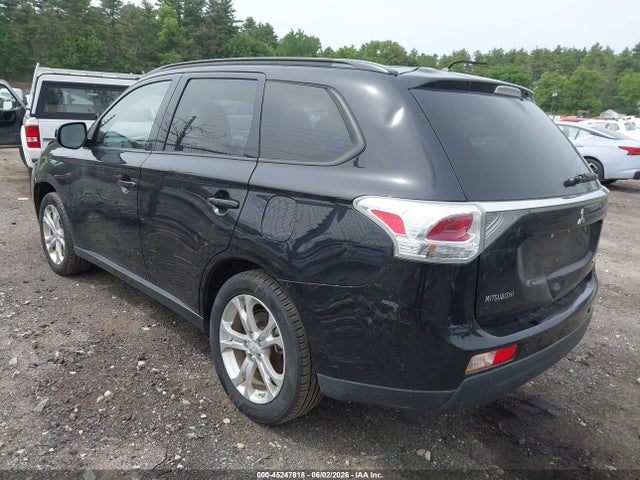 Mitsubishi Outlander Se