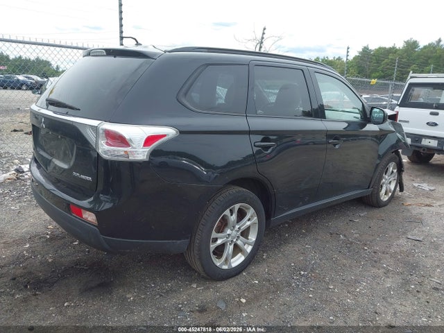 Mitsubishi Outlander Se