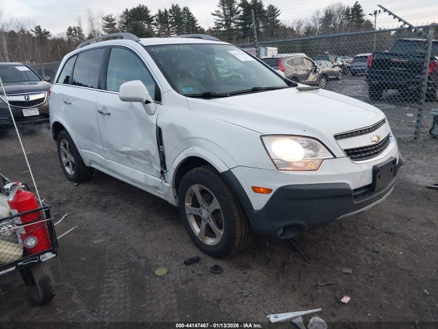 Salvage Chevrolet Captiva Image