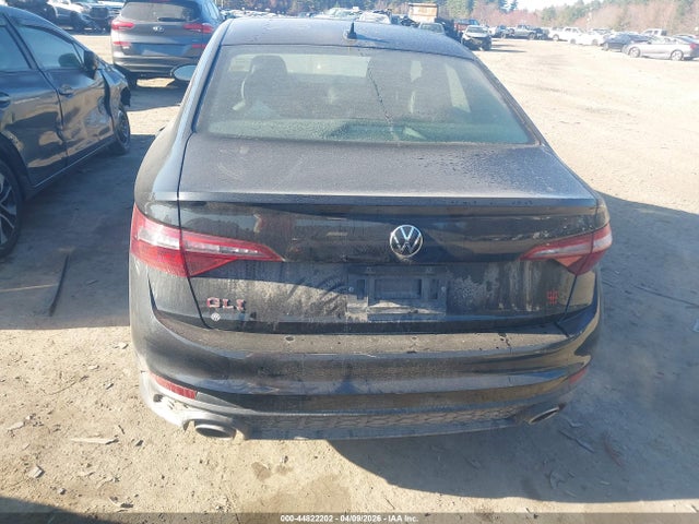 Volkswagen Jetta 2.0t Autobahn