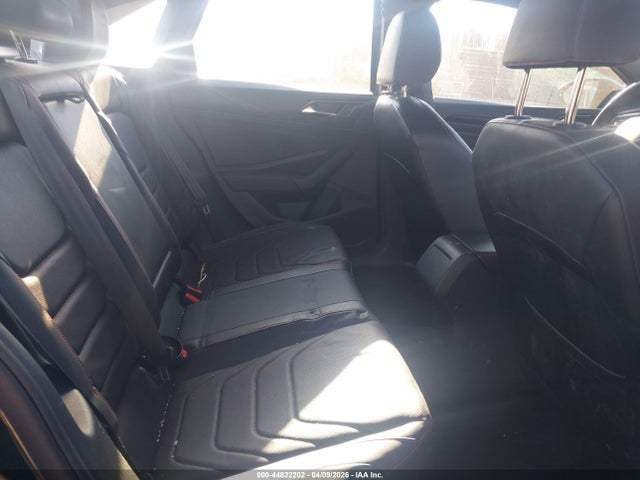 Volkswagen Jetta 2.0t Autobahn