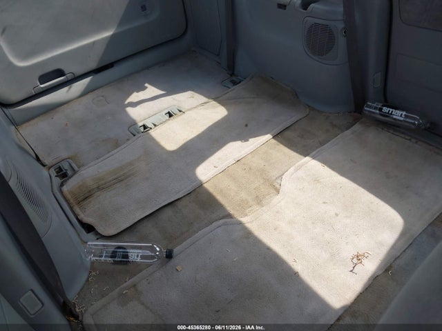 Toyota Sienna Le