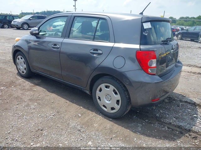 Scion xD