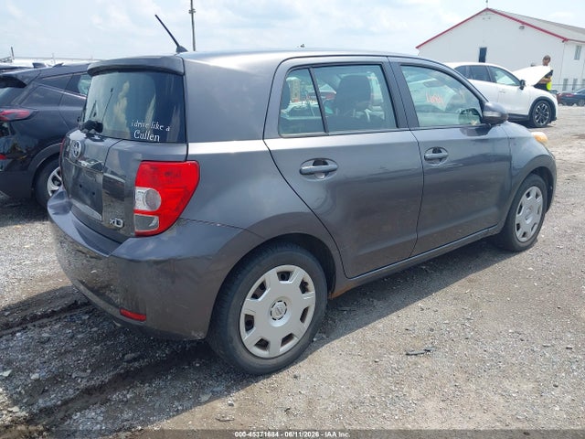 Scion xD