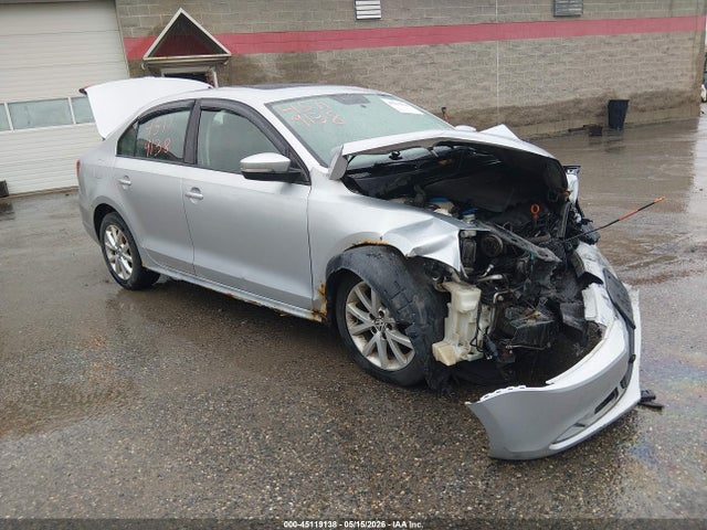 Salvage Volkswagen Jetta Image