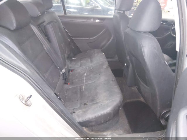 Volkswagen Jetta 2.5l Se