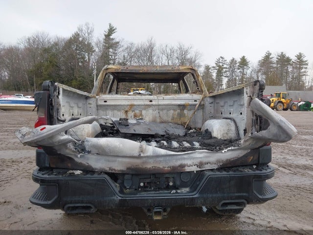 Chevrolet Silverado 1500 4wd  Short Bed Rst