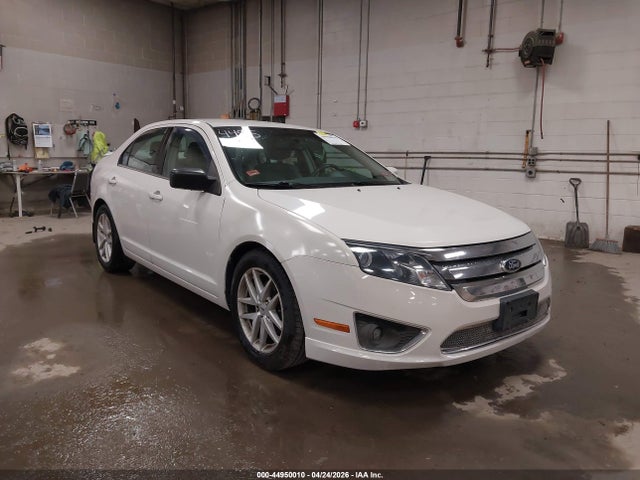 Salvage Ford Fusion Image