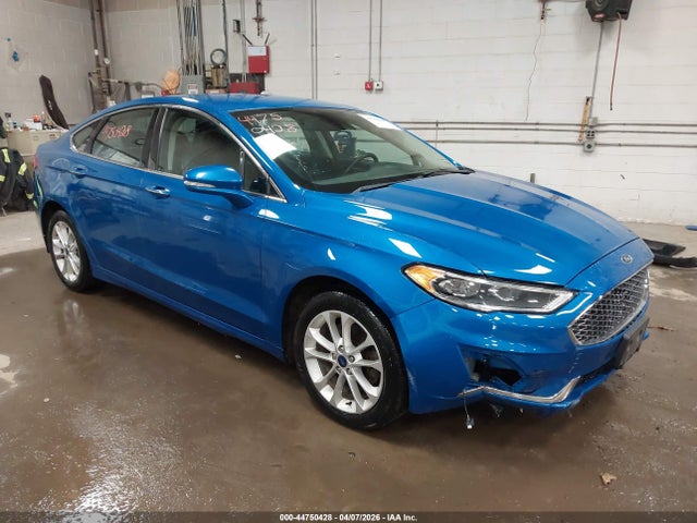 Salvage Ford Fusion Image