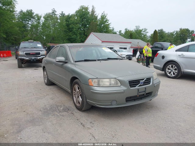 Salvage Volvo S60 Image