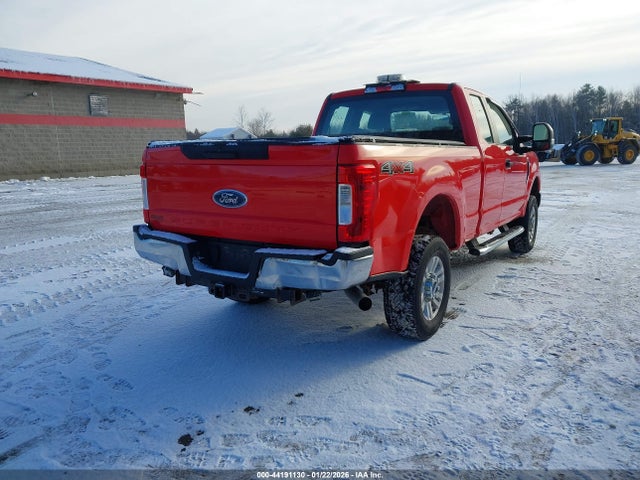 Ford F-250 Xl