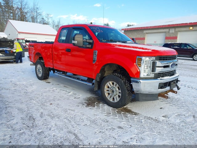 Salvage Ford F-250 Image
