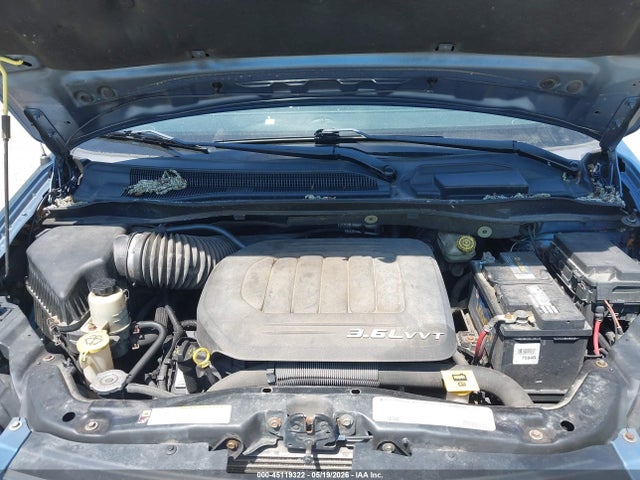 Chrysler Town & Country Touring-l