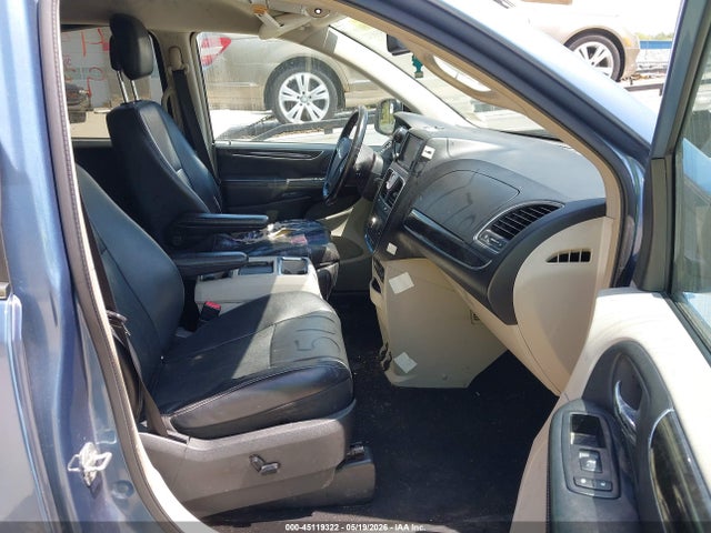 Chrysler Town & Country Touring-l