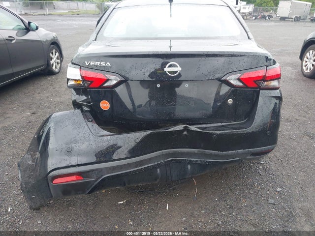 Nissan Versa 1.6 S