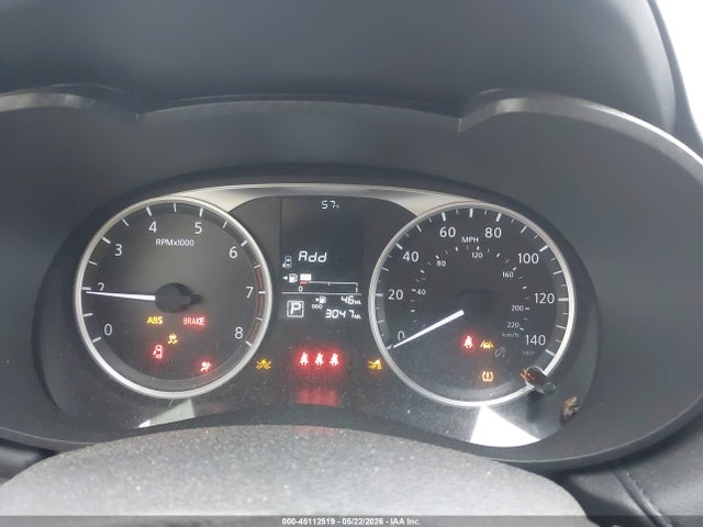 Nissan Versa 1.6 S