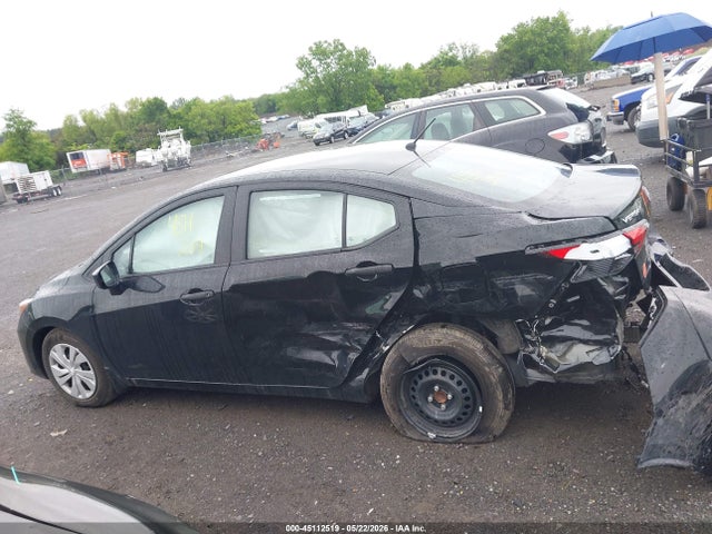 Nissan Versa 1.6 S