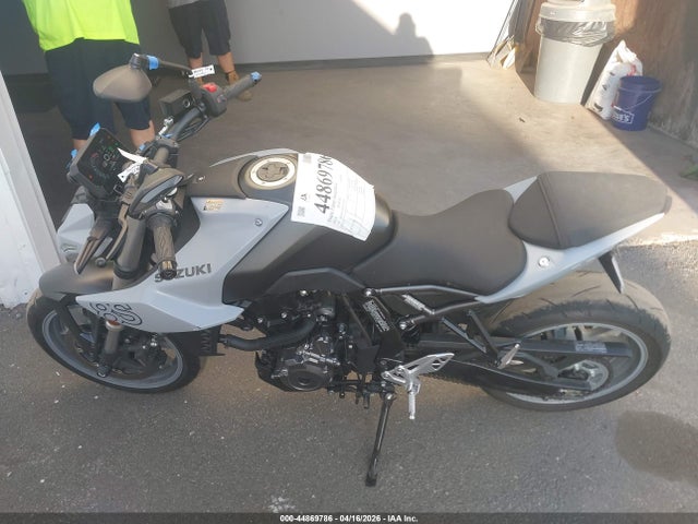 Suzuki Gsx800 R