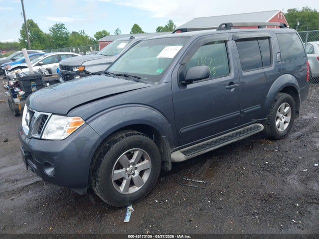 Nissan Pathfinder Sv