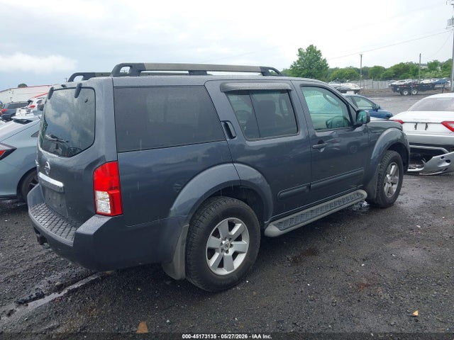 Nissan Pathfinder Sv
