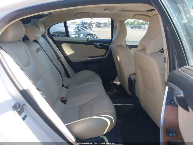 Volvo S60 Inscription T5 Drive-e Platinum