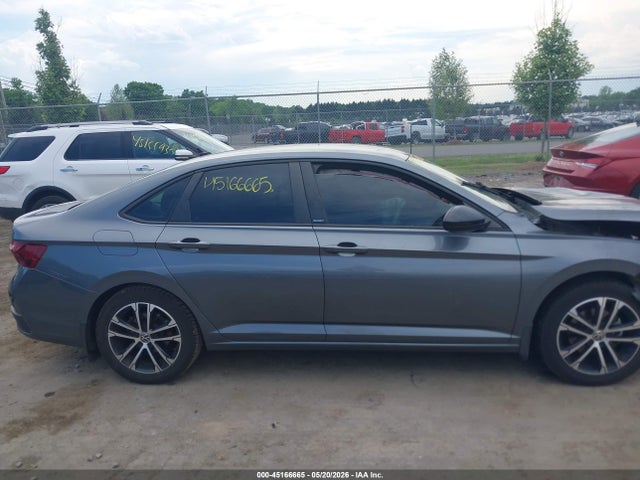 Volkswagen Jetta 1.5t Sport