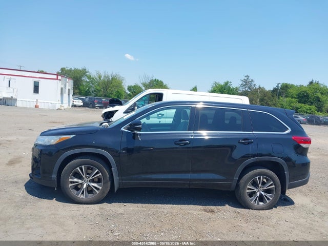 Toyota Highlander Le