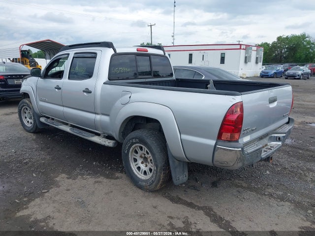 Toyota Tacoma Base V6