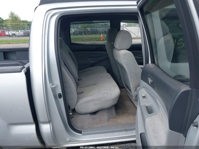 Toyota Tacoma Base V6