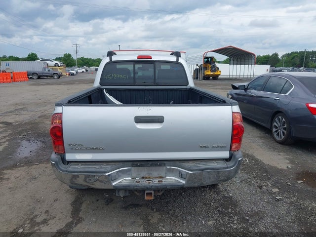 Toyota Tacoma Base V6