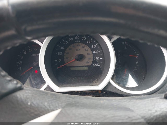 Toyota Tacoma Base V6