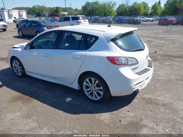 Mazda Mazda3 S Grand Touring
