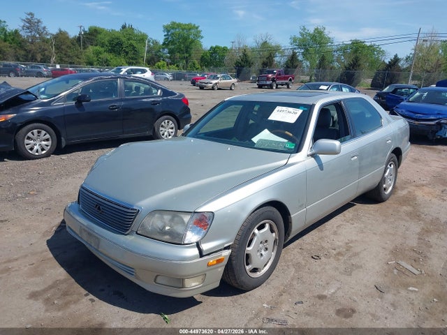 Lexus LS
