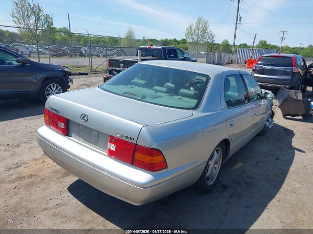 Lexus LS
