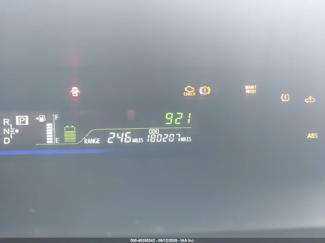 Toyota Prius v Five