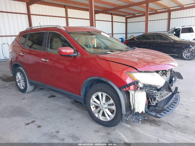 Salvage Nissan Rogue Image