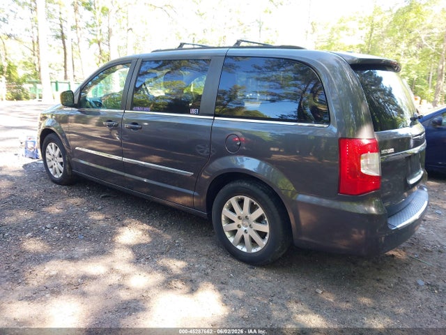 Chrysler Town & Country Touring