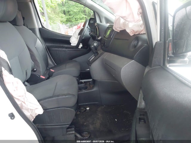 Nissan Nv S