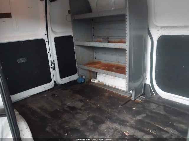 Nissan Nv S