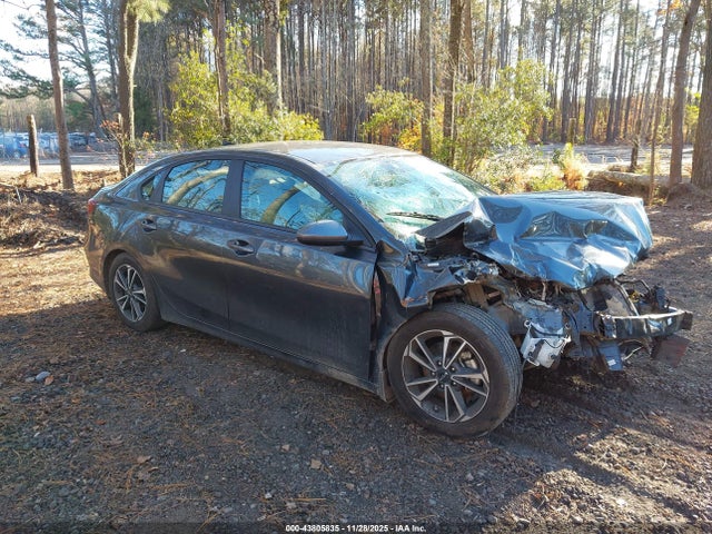 Salvage Kia Forte Image