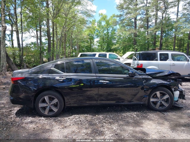 Nissan Altima Sv Intelligent Awd